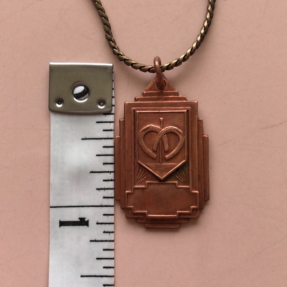 Antique 1959 Copper Pendant + Vintage Chain 4th Place Award for Horseshoes 🧲 - Picture 5 of 7